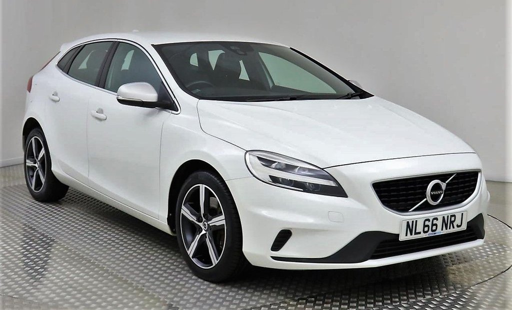 View our VOLVO V40