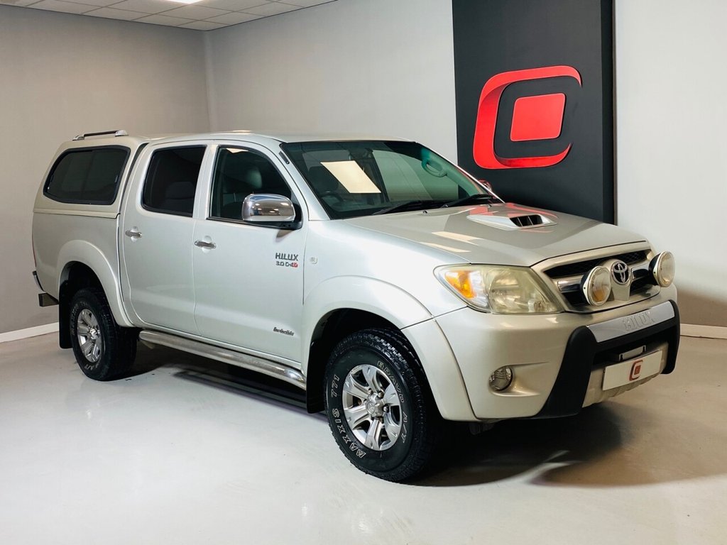 View our TOYOTA HI-LUX