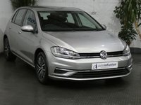USED 2017 67 VOLKSWAGEN GOLF 1.6 SE NAVIGATION TDI BLUEMOTION TECHNOLOGY 5d 114 BHP SAT NAV 1 OWNER FSH