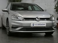 USED 2017 67 VOLKSWAGEN GOLF 1.6 SE NAVIGATION TDI BLUEMOTION TECHNOLOGY 5d 114 BHP SAT NAV 1 OWNER FSH