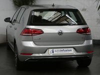 USED 2017 67 VOLKSWAGEN GOLF 1.6 SE NAVIGATION TDI BLUEMOTION TECHNOLOGY 5d 114 BHP SAT NAV 1 OWNER FSH