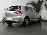 USED 2017 67 VOLKSWAGEN GOLF 1.6 SE NAVIGATION TDI BLUEMOTION TECHNOLOGY 5d 114 BHP SAT NAV 1 OWNER FSH