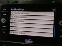 USED 2017 67 VOLKSWAGEN GOLF 1.6 SE NAVIGATION TDI BLUEMOTION TECHNOLOGY 5d 114 BHP SAT NAV 1 OWNER FSH
