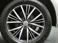 USED 2017 67 VOLKSWAGEN GOLF 1.6 SE NAVIGATION TDI BLUEMOTION TECHNOLOGY 5d 114 BHP SAT NAV 1 OWNER FSH