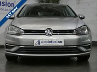 USED 2017 67 VOLKSWAGEN GOLF 1.6 SE NAVIGATION TDI BLUEMOTION TECHNOLOGY 5d 114 BHP SAT NAV 1 OWNER FSH