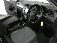 USED 2017 67 VOLKSWAGEN TIGUAN 2.0 SE TDI BMT 5d 148 BHP 6 MONTHS GOLD WARRANTY 1 OWNER FSH