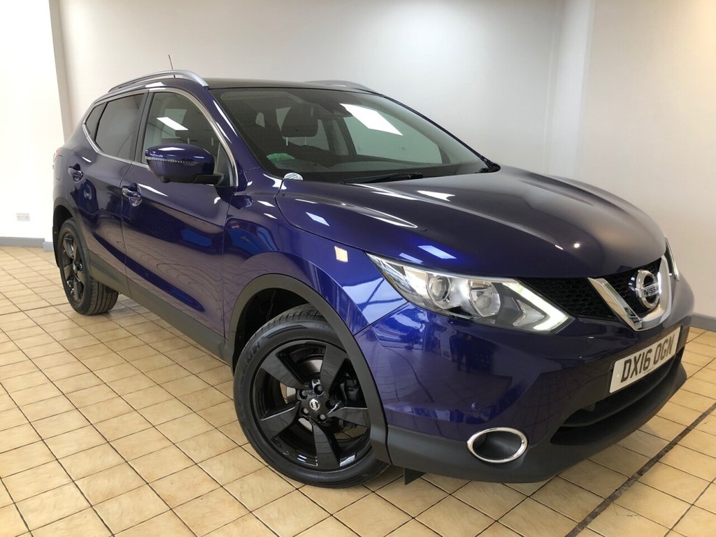View our NISSAN QASHQAI