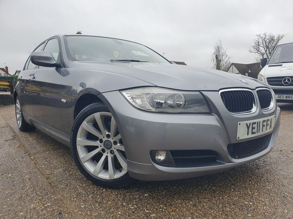 View our BMW 3 SERIES