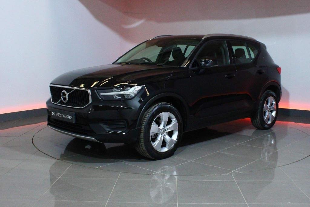 View our VOLVO XC40
