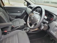 USED 2018 68 DACIA DUSTER 1.6 PRESTIGE SCE 5d 115 BHP SAT NAV+1 OWNER+FDSH+APPLE CAR PLAY