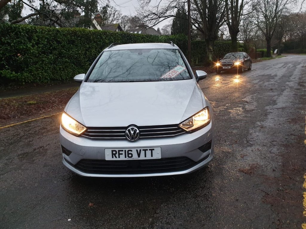 View our VOLKSWAGEN GOLF SV