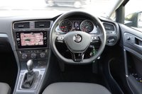USED 2017 17 VOLKSWAGEN GOLF 1.4 SE NAVIGATION TSI BLUEMOTION TECHNOLOGY DSG 5d 124 BHP ** RAC BUYSURE INSPECTED **