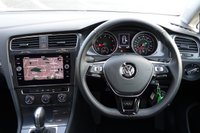 USED 2017 17 VOLKSWAGEN GOLF 1.4 SE NAVIGATION TSI BLUEMOTION TECHNOLOGY DSG 5d 124 BHP ** RAC BUYSURE INSPECTED **