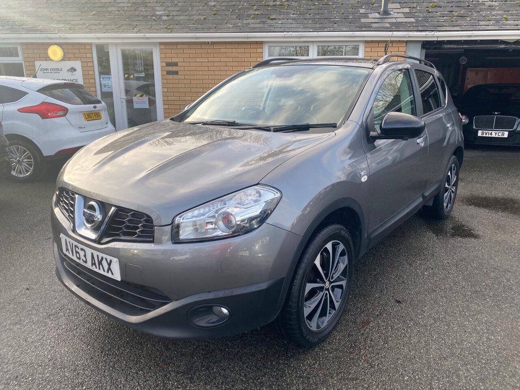 View our NISSAN QASHQAI