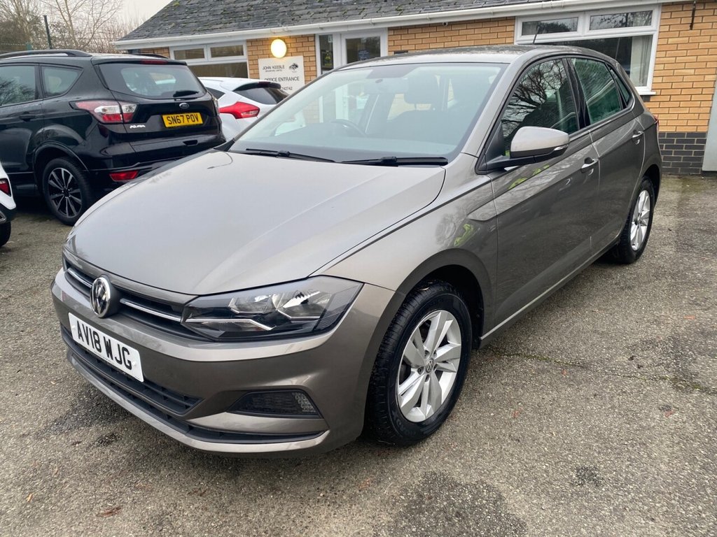 View our VOLKSWAGEN POLO