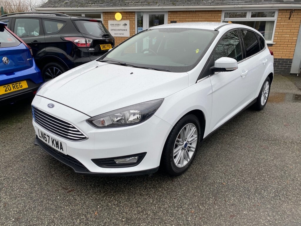 View our FORD FOCUS