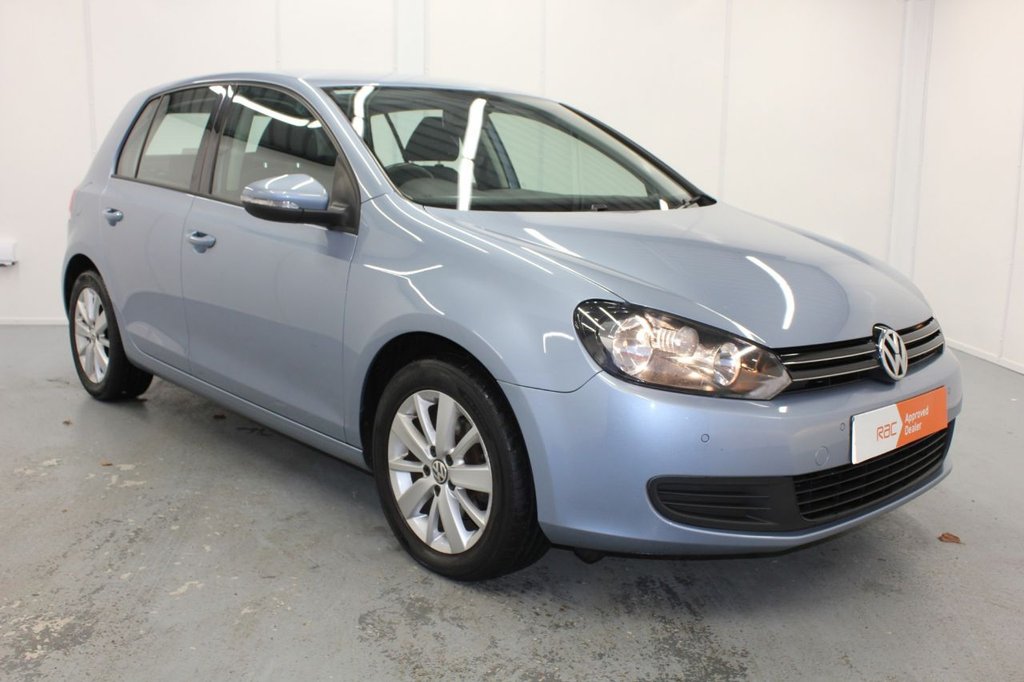 View our VOLKSWAGEN GOLF