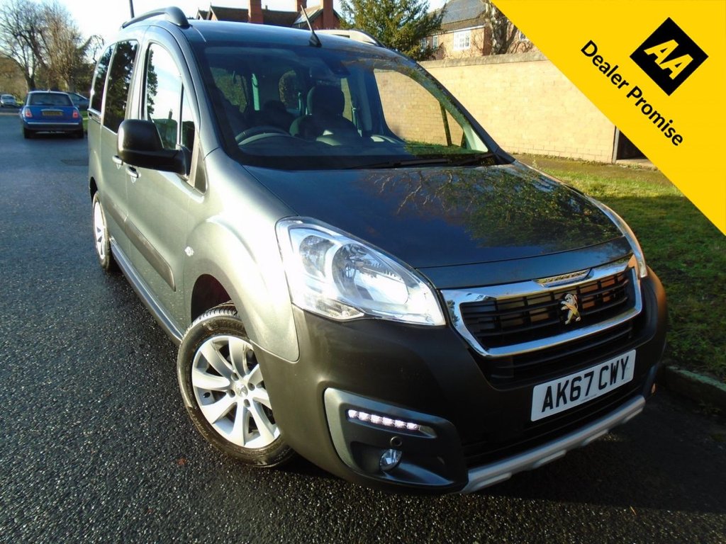 View our PEUGEOT PARTNER
