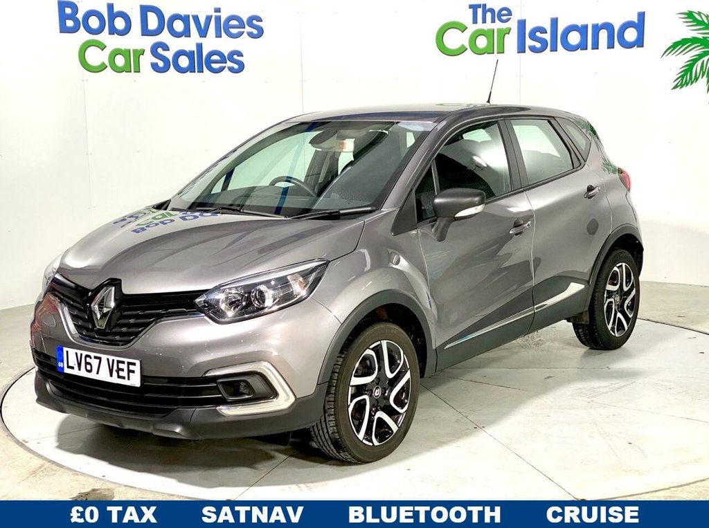 View our RENAULT CAPTUR