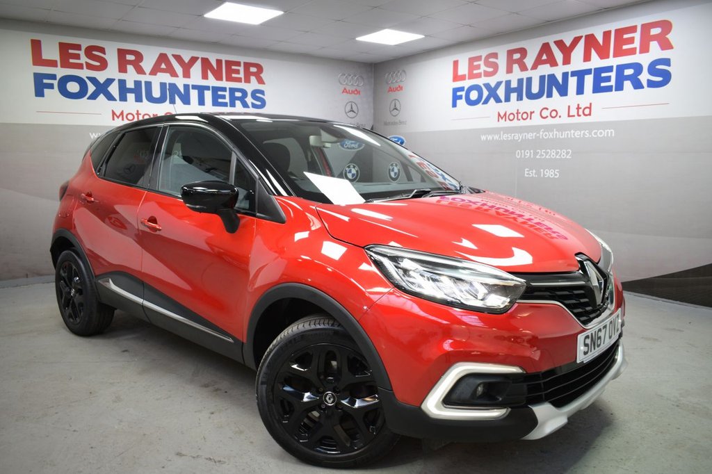 View our RENAULT CAPTUR