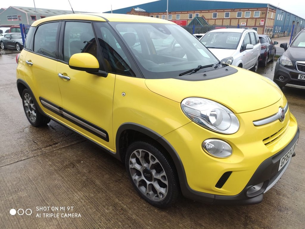 View our FIAT 500L
