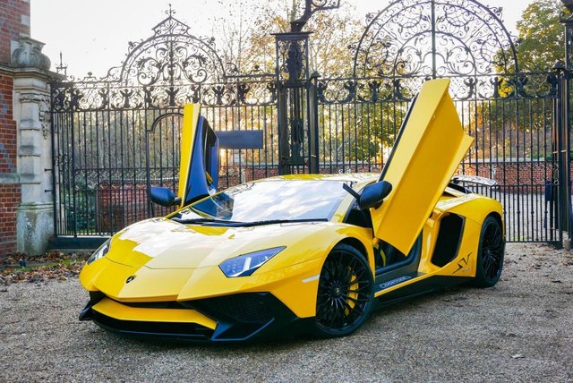 2016 16 Lamborghini Aventador 6.5 V12 LP 750-4 Superveloce ISR 4WD 2dr