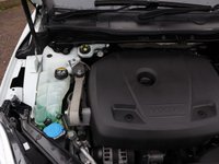 USED 2017 17 VOLVO V40 2.0 T2 R-DESIGN NAV PLUS 5d 120 BHP WITH FACTORY FITTED EXTRA OF FRONT & REAR PARK ASSIST AND THE VOLVO REPUTATION FOR SAFTEY THIS CAR WONT DISAPOINT.