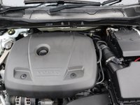 USED 2017 17 VOLVO V40 2.0 T2 R-DESIGN NAV PLUS 5d 120 BHP WITH FACTORY FITTED EXTRA OF FRONT & REAR PARK ASSIST AND THE VOLVO REPUTATION FOR SAFTEY THIS CAR WONT DISAPOINT.