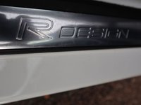 USED 2017 17 VOLVO V40 2.0 T2 R-DESIGN NAV PLUS 5d 120 BHP WITH FACTORY FITTED EXTRA OF FRONT & REAR PARK ASSIST AND THE VOLVO REPUTATION FOR SAFTEY THIS CAR WONT DISAPOINT.