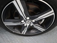 USED 2017 17 VOLVO V40 2.0 T2 R-DESIGN NAV PLUS 5d 120 BHP WITH FACTORY FITTED EXTRA OF FRONT & REAR PARK ASSIST AND THE VOLVO REPUTATION FOR SAFTEY THIS CAR WONT DISAPOINT.
