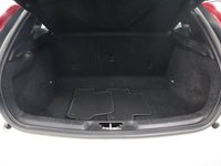 USED 2017 17 VOLVO V40 2.0 T2 R-DESIGN NAV PLUS 5d 120 BHP WITH FACTORY FITTED EXTRA OF FRONT & REAR PARK ASSIST AND THE VOLVO REPUTATION FOR SAFTEY THIS CAR WONT DISAPOINT.