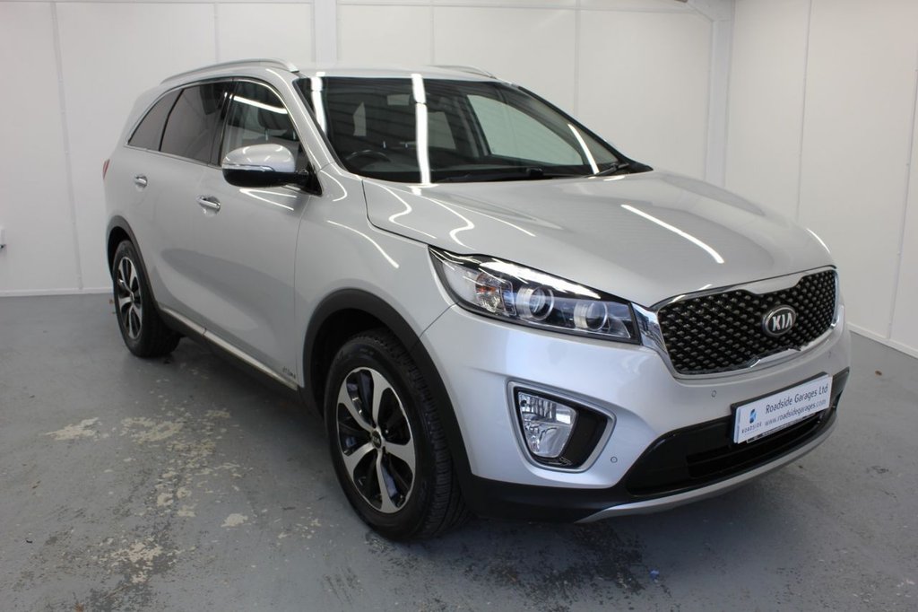 View our KIA SORENTO