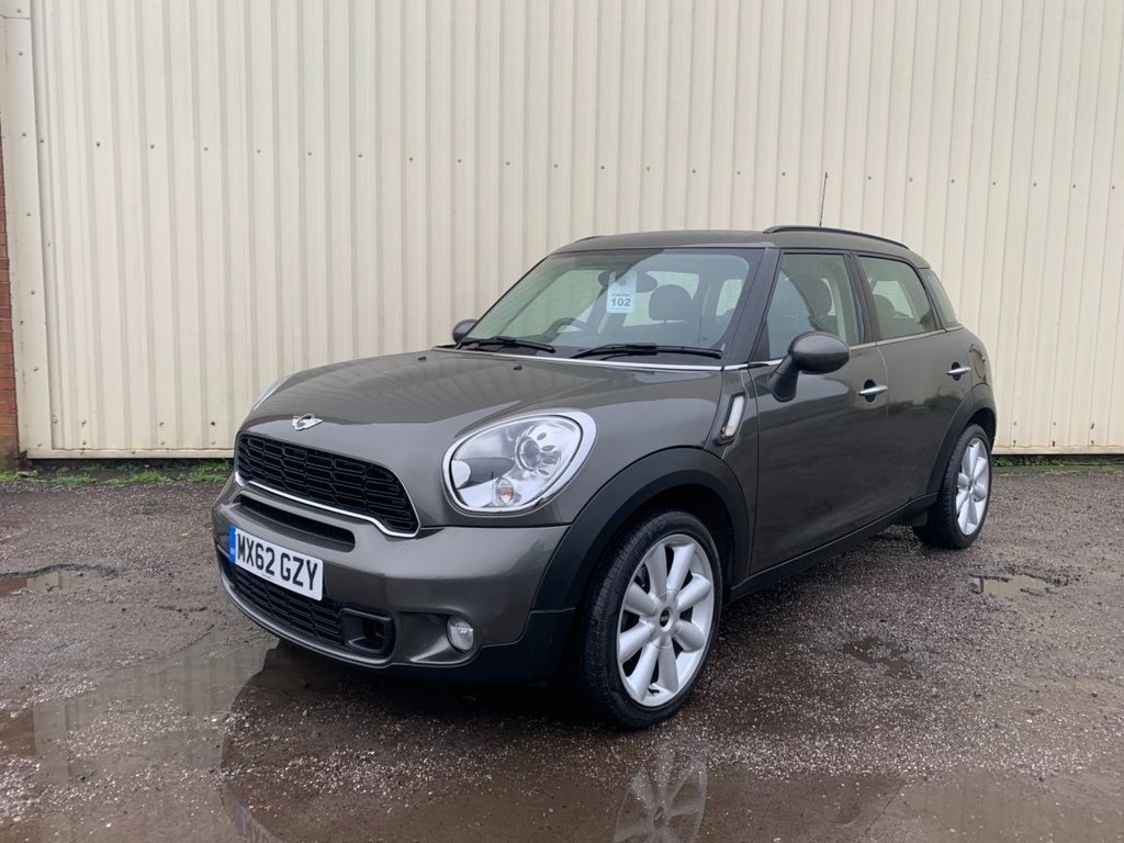 View our MINI COUNTRYMAN