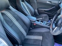 USED 2017 17 MERCEDES-BENZ CLA 2.1 CLA 200 D WHITEART 4d 134 BHP 