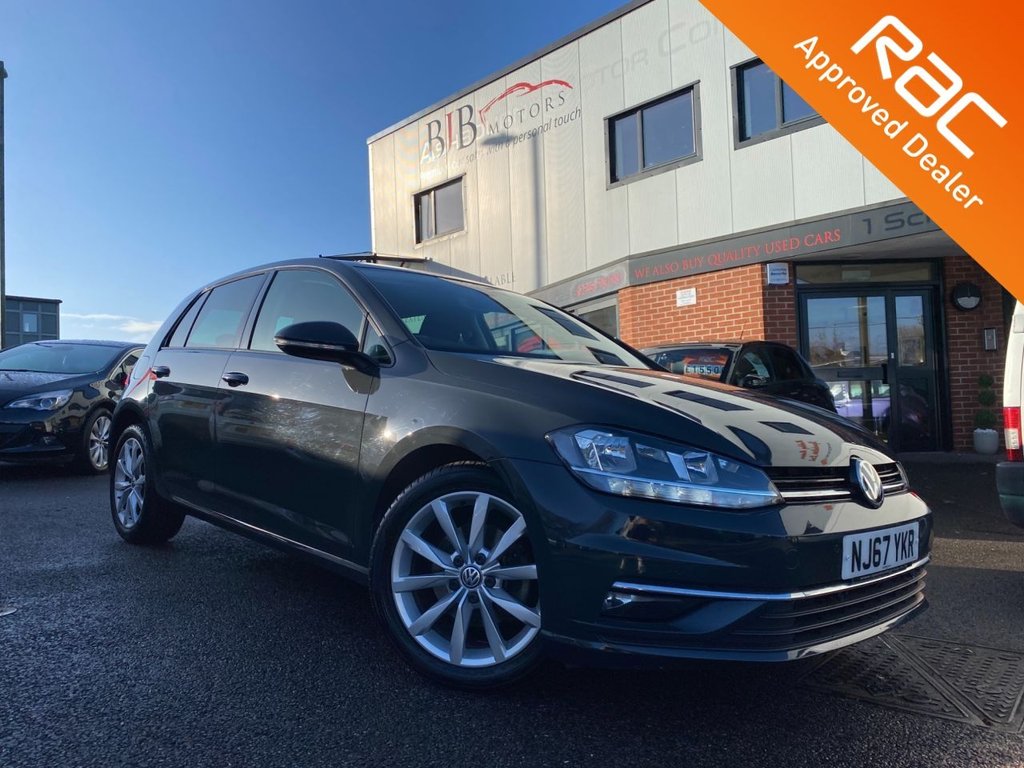 View our VOLKSWAGEN GOLF