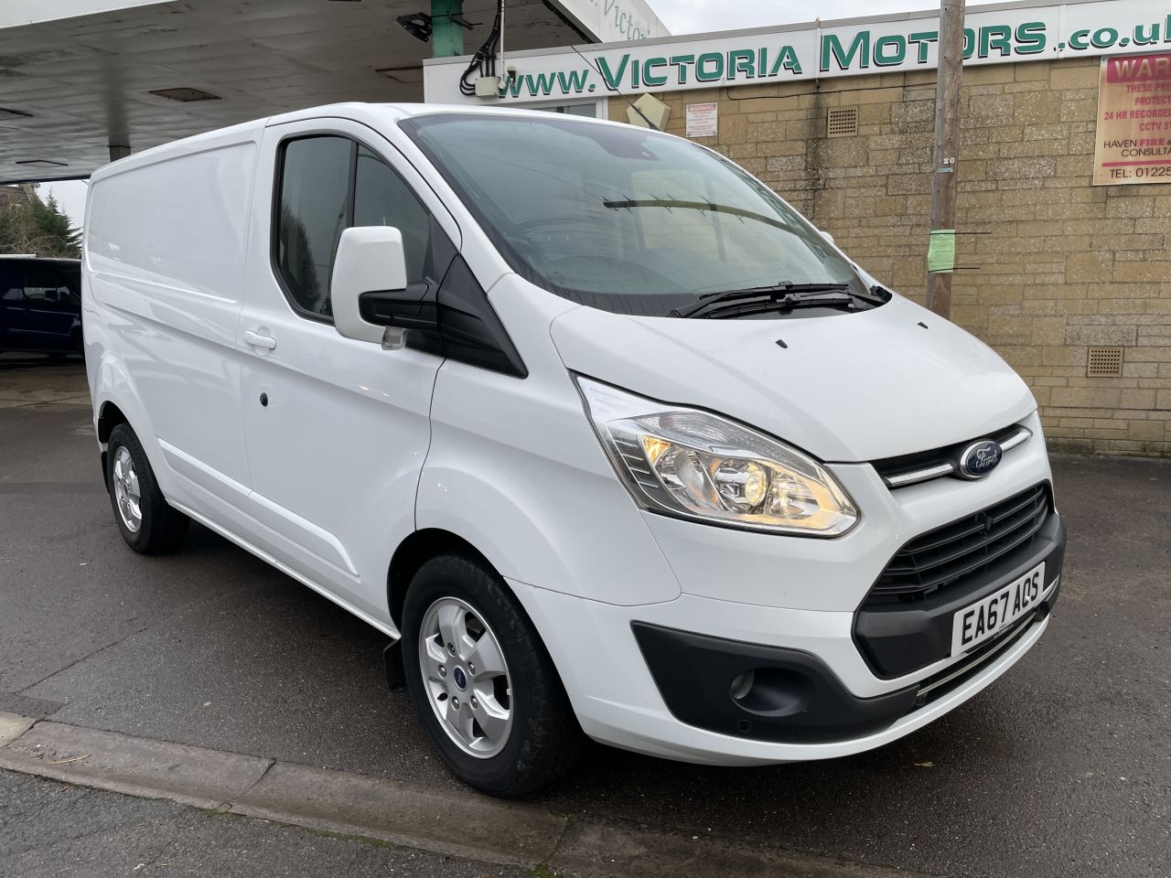 ford transit custom 270