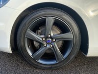 USED 2013 63 VOLVO V40 1.6 D2 R-DESIGN 5d 113 BHP FULL SERVICE HISTORY ++