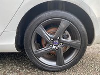USED 2013 63 VOLVO V40 1.6 D2 R-DESIGN 5d 113 BHP FULL SERVICE HISTORY ++