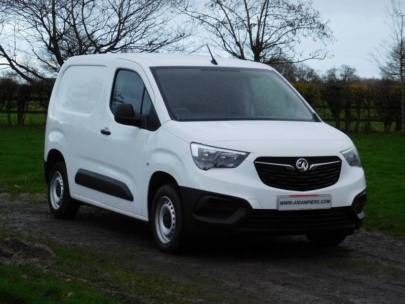 View our VAUXHALL COMBO VAN