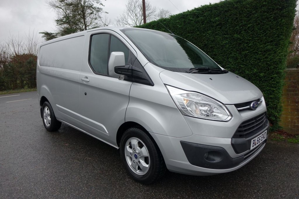 View our FORD TRANSIT CUSTOM