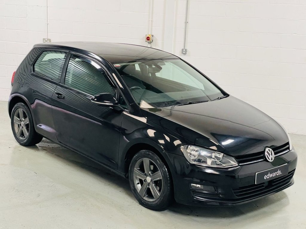 View our VOLKSWAGEN GOLF