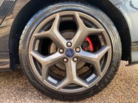 USED 2015 15 FORD FOCUS 2.0 ST-3 5d 247 BHP 