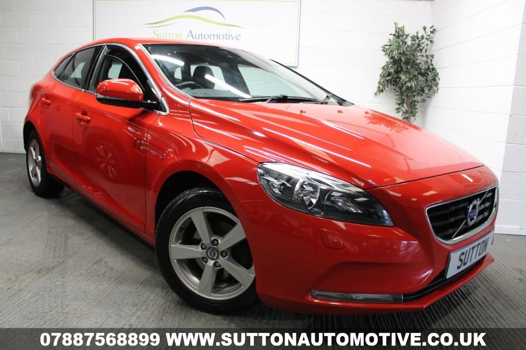 View our VOLVO V40