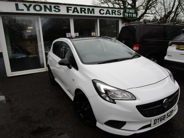 2018 68 Vauxhall Corsa 1.4 SRI VX-LINE NAV BLACK 5d 89 BHP