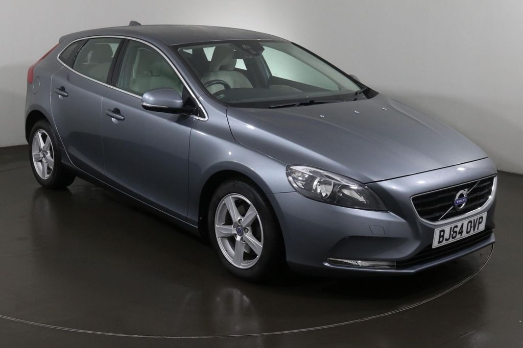 View our VOLVO V40