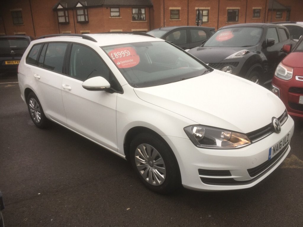 View our VOLKSWAGEN GOLF