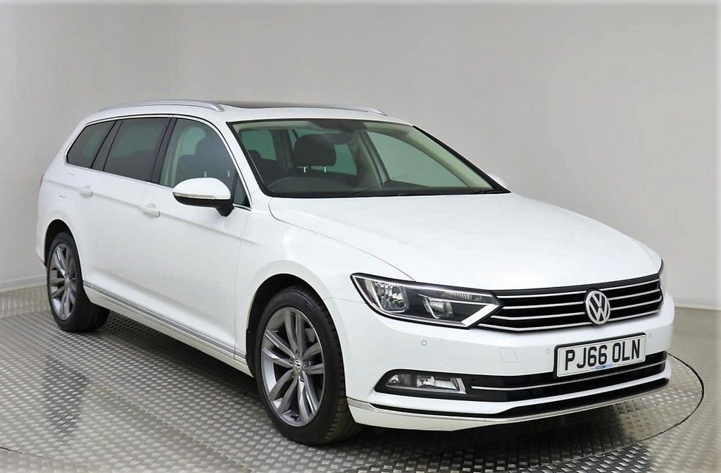 View our VOLKSWAGEN PASSAT
