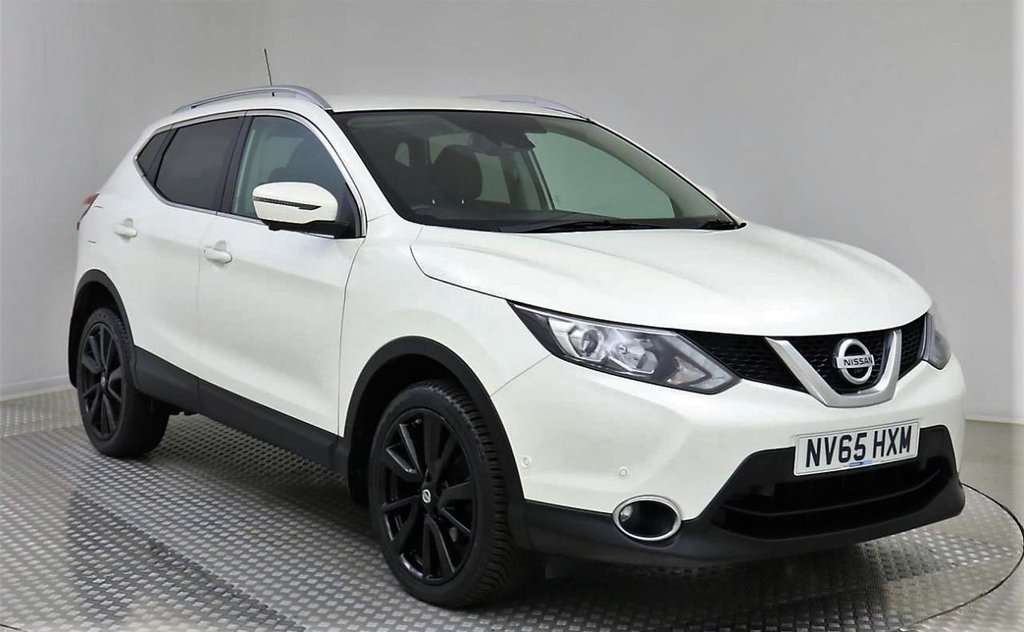 View our NISSAN QASHQAI