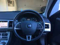 USED 2015 64 JAGUAR XF 3.0 D V6 PREMIUM LUXURY 4d 240 BHP 