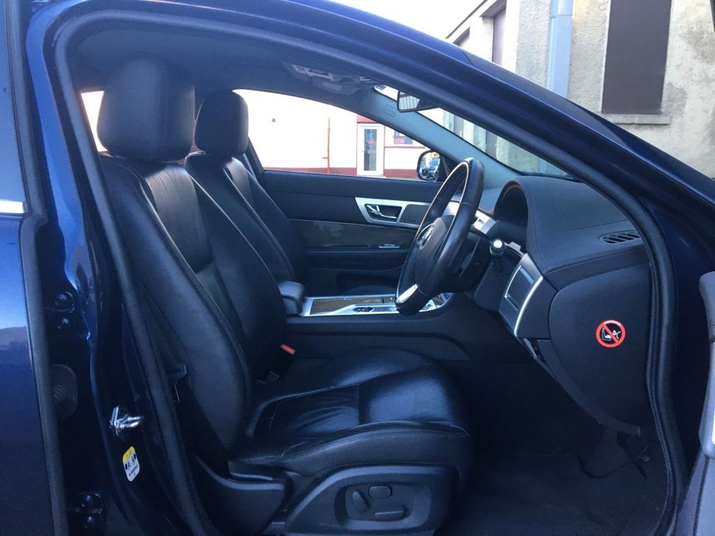 USED 2015 64 JAGUAR XF 3.0 D V6 PREMIUM LUXURY 4d 240 BHP 